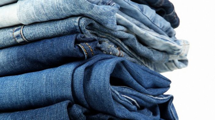 Классические мужские джинсы в Jeans24: особенности выбора