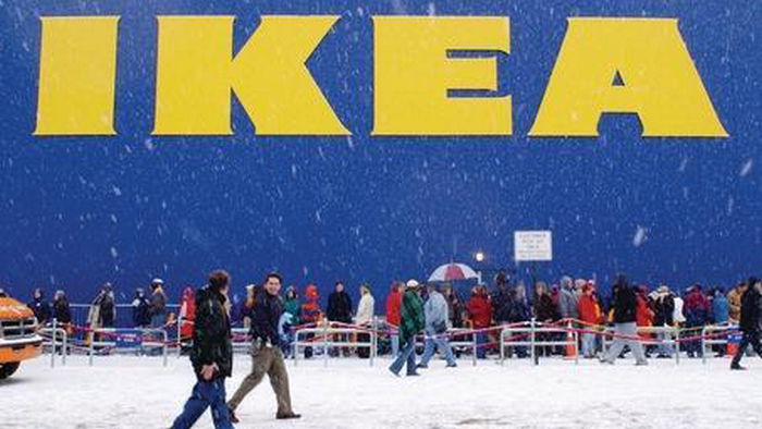 В Дании из-за непогоды 27 человек остались ужинать и ночевать в IKEA
