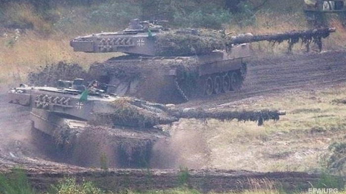 В Германии двое военных погибли в аварии с танком