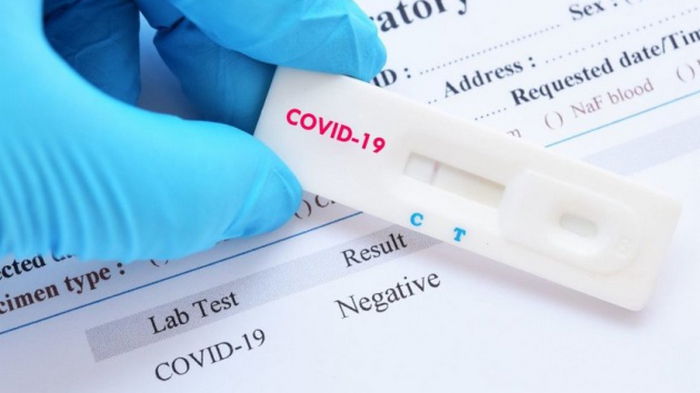 В Британии приостановили выдачу бесплатных COVID-тестов