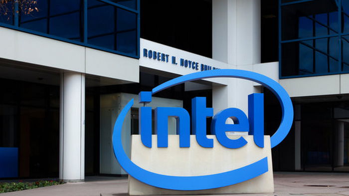 Intel собирается отправить невакцинированных сотрудников в неоплачиваемый отпуск