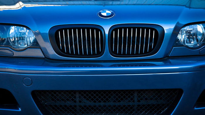BMW впервые за шесть лет опередил Mercedes по продажам люксовых автомобилей