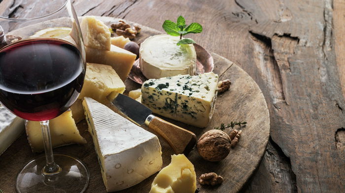 Украина за год нарастила импорт твердых сыров: каких покупает за рубежом больше всего
