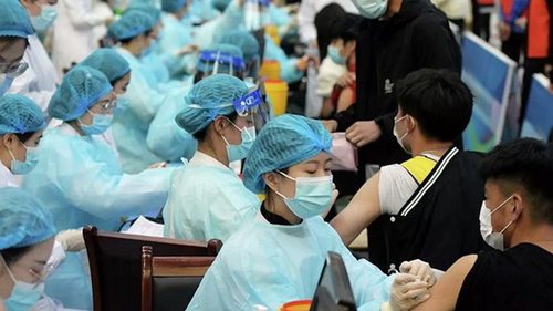 В Китае полностью вакцинировано более 85% населения