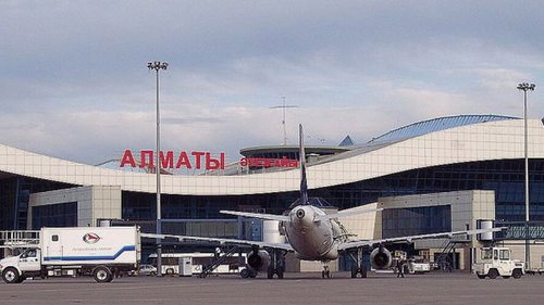 Аэропорт Алматы возобновляет работу