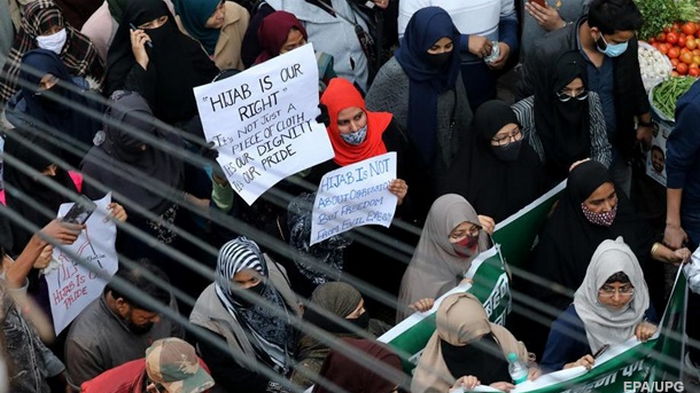 В Индии протестуют студенты из-за запрета хиджабов