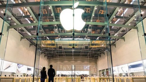 Apple избавится от разъема Lightning – СМИ