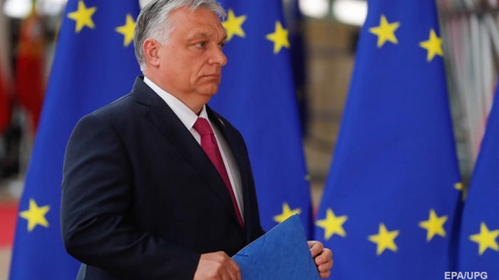 ЕС освободил Венгрию от введения нефтяного эмбарго