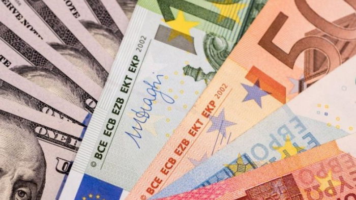 Евро еще подешевел. Курс валют НБУ