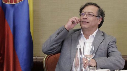 Президентом Колумбии избрали бывшего партизана
