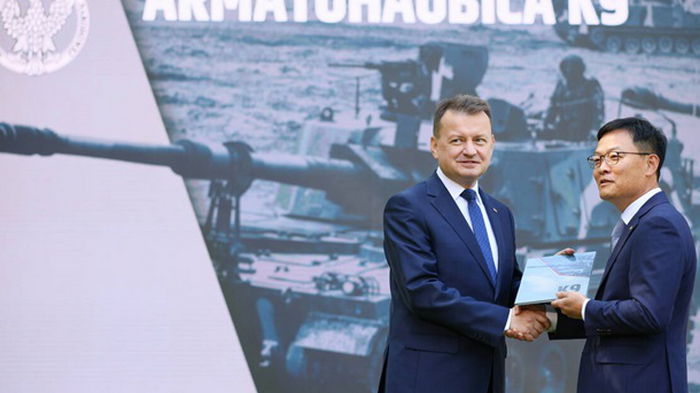 Польша подписала соглашения о покупке военной техники у Южной Кореи