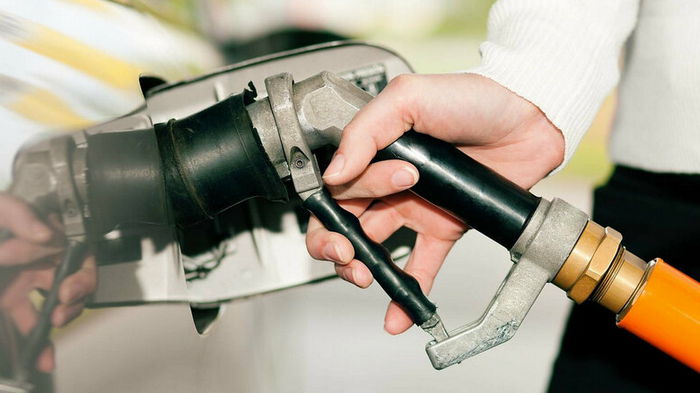 За неделю автомобильный газ в сетях АЗС подешевел на 1,17 гривен