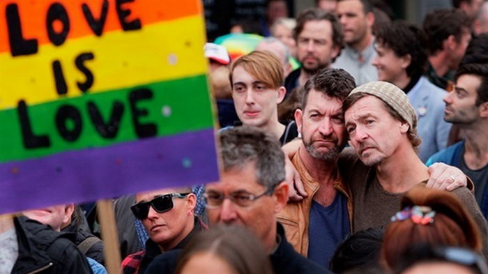 В Словении легализованы однополые браки — СМИ