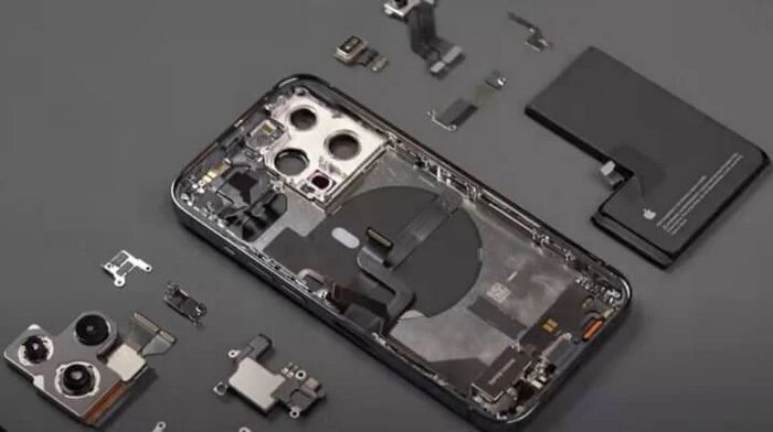 Когда нужен ремонт iPhone 13