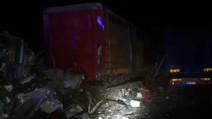 На Львовщине в ДТП погибли два водителя грузовиков