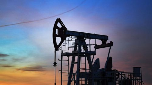 СМИ: Нефть РФ упала ниже предложенного потолка цен