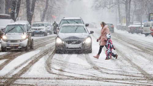 В Киеве ожидаются снегопады: водителей предупредили об ухудшении дорож...