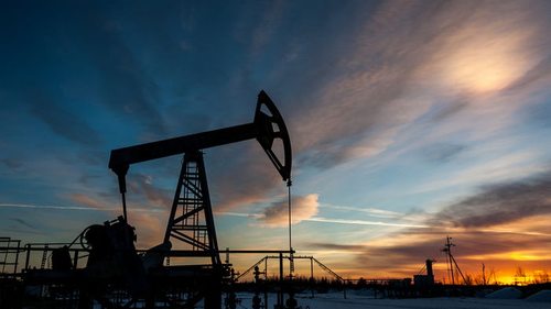 Нефть снова дешевеет: что повлияло на мировые цены