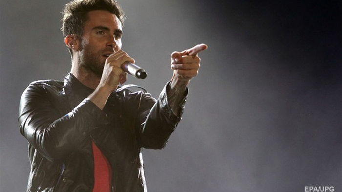 Солист группы Maroon 5 в третий раз стал отцом — СМИ