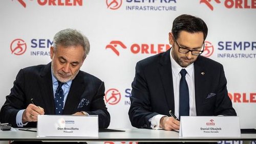 Польская PKN Orlen заключила 20-летний контракт на импорт американског...