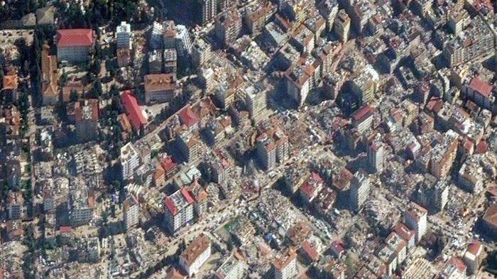 Пострадавший от землетрясения город в Турции показали на спутниковых фото