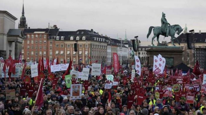 В Дании протестуют против отмены праздника