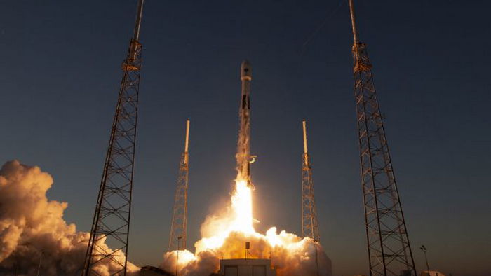 SpaceX вывела на орбиту еще более 50 спутников Starlink