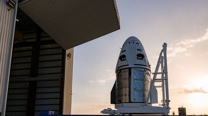 SpaceX и NASA запустят корабль Dragon к МКС 27 февраля, показали фото с космодрома