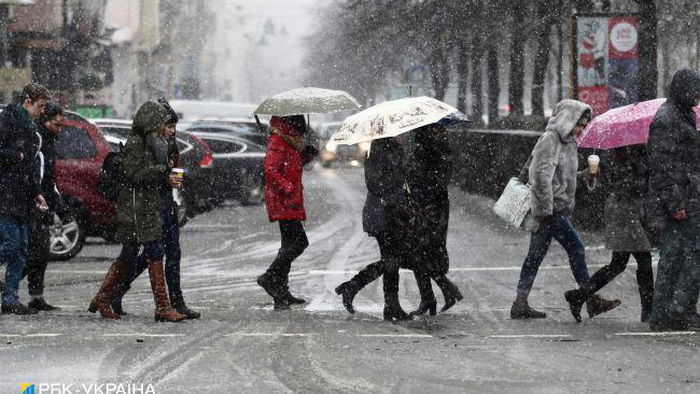 Гололедица и небольшой снег: какой будет погода в Украине сегодня