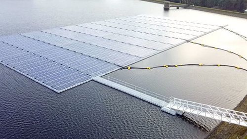 Солнечные панели на воде могут снабжать энергией города и спасать от з...
