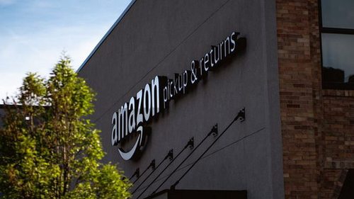 Amazon уволит еще 9000 сотрудников