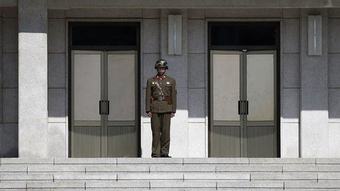 КНДР перестала отвечать на звонки из Южной Кореи