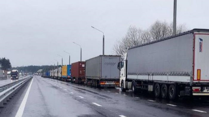 Украина возобновила аграрный транзит через Польшу