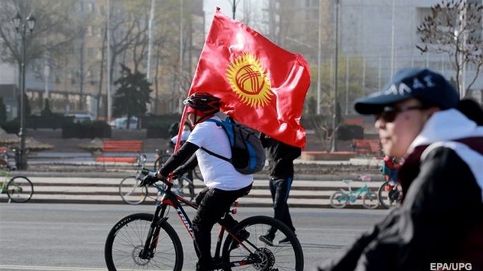 В Кыргызстане рассматривают варианты отказа от кириллицы