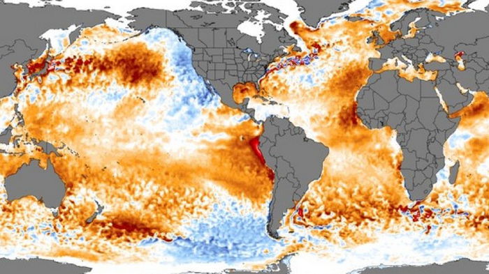 Вода на Земле закипает. Ученые предупреждают, что на планету обрушатся волны тепла и катаклизмы