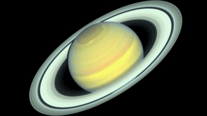 Кольца Сатурна оказались намного моложе самой планеты: сколько им на самом деле лет