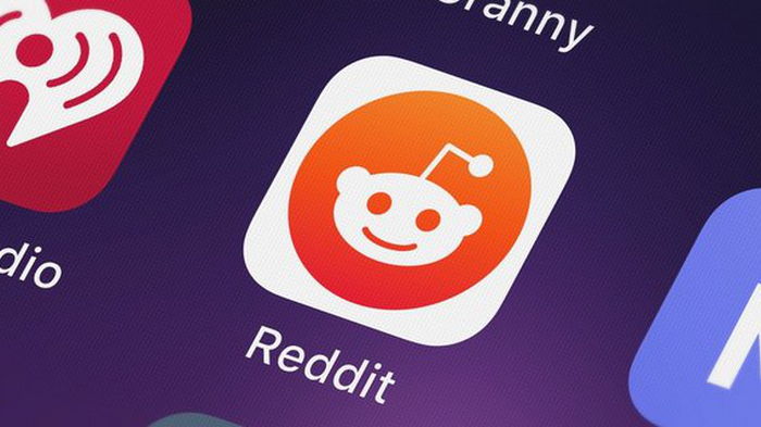 Популярные каналы на Reddit решили закрыться из-за новой политики компании