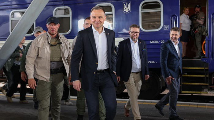 Дуда прибыл с визитом в Киев