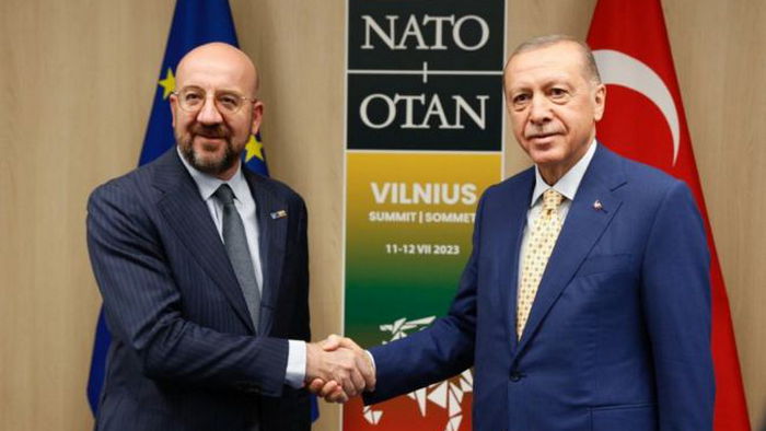 Эрдоган и Мишель договорились «оживить» отношения между Турцией и ЕС