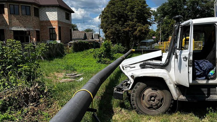 В Черниговской области из-за ДТП более 2000 абонентов остались без газа (фото)