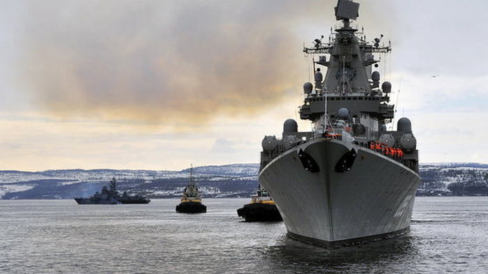 Россия и Китай направили крупнейшую в истории флотилию патрулировать рядом с США – WSJ