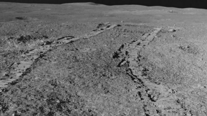 Впервые в истории. Индийский луноход выяснил химический состав поверхности на Южном полюсе Луны