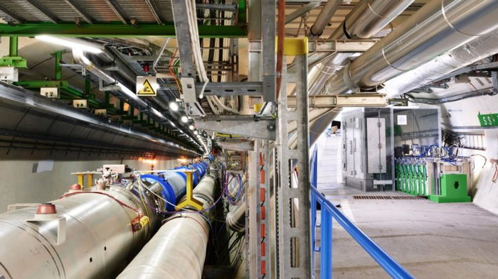 Физики впервые обнаружили неуловимую частицу на Большом адронном коллайдере: почему это важно