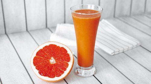 Не очевидная отрава. Ученые предупреждают: грейпфрутовый сок может уби...