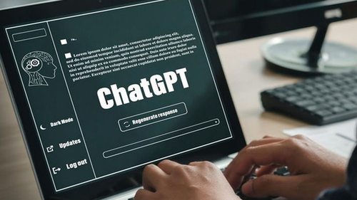У ChatGPT третій місяць поспіль знижується число відвідувачів — аналіт...