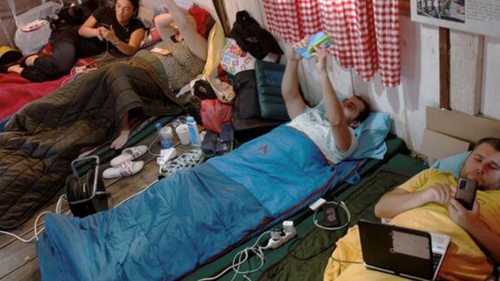 В Черногории соревнуются за титул «самого ленивого гражданина» — участники лежат 20 дней