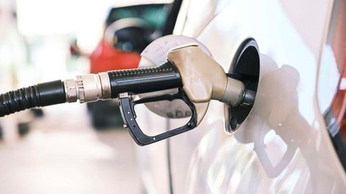 Будет ли бензин стоить 60 гривен за литр и от чего это зависит: прогно...