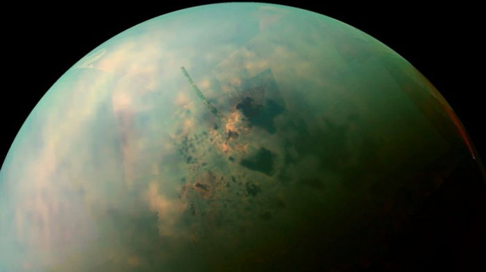 Где прячется внеземная жизнь на ледяных спутниках Юпитера и Сатурна: ученые нашли ответ