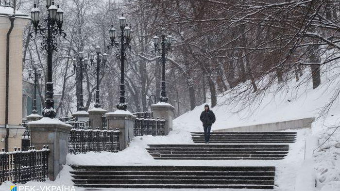 На українців знову чекає сніг: якою буде погода сьогодні