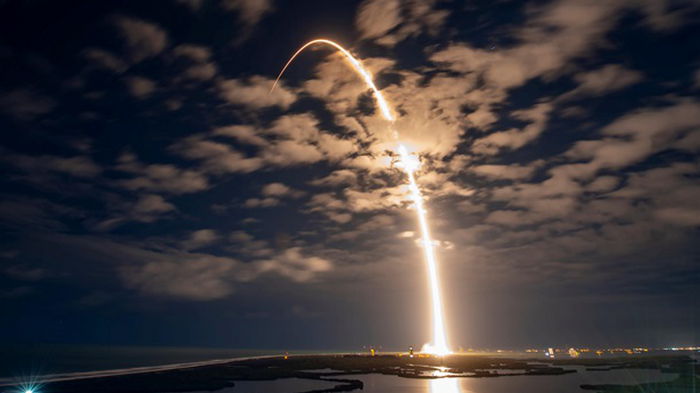 SpaceX запустила немецкие разведывательные спутники